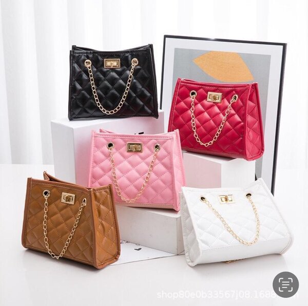 Leader bag