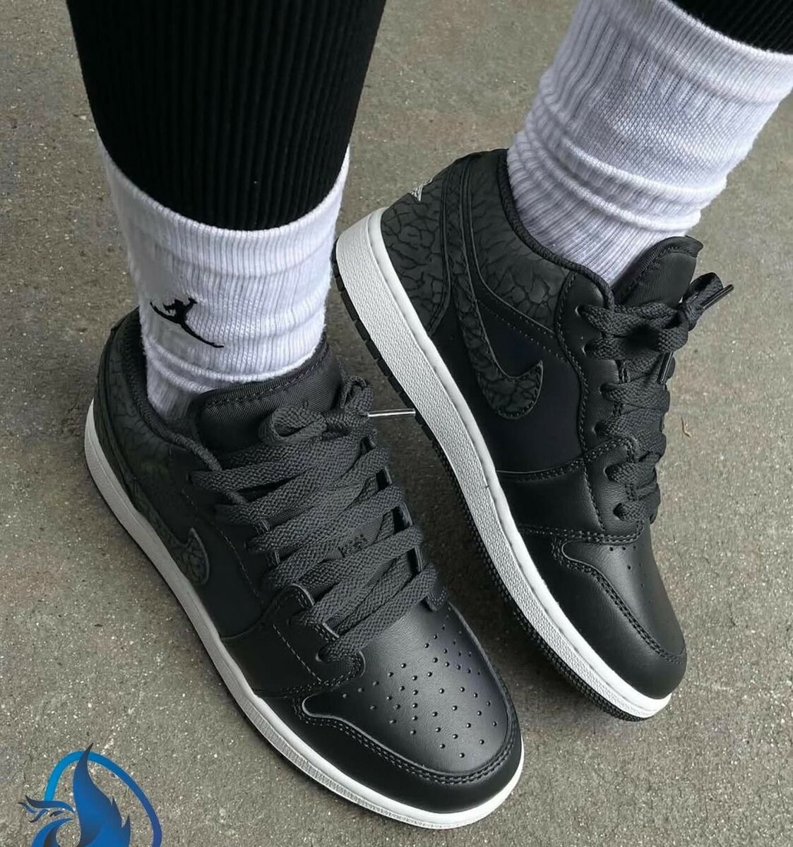 AIR JORDAN 1