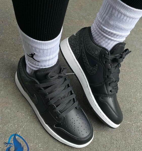 AIR JORDAN 1