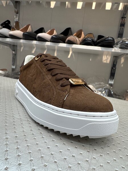 LOUIS VITTON PARIS
