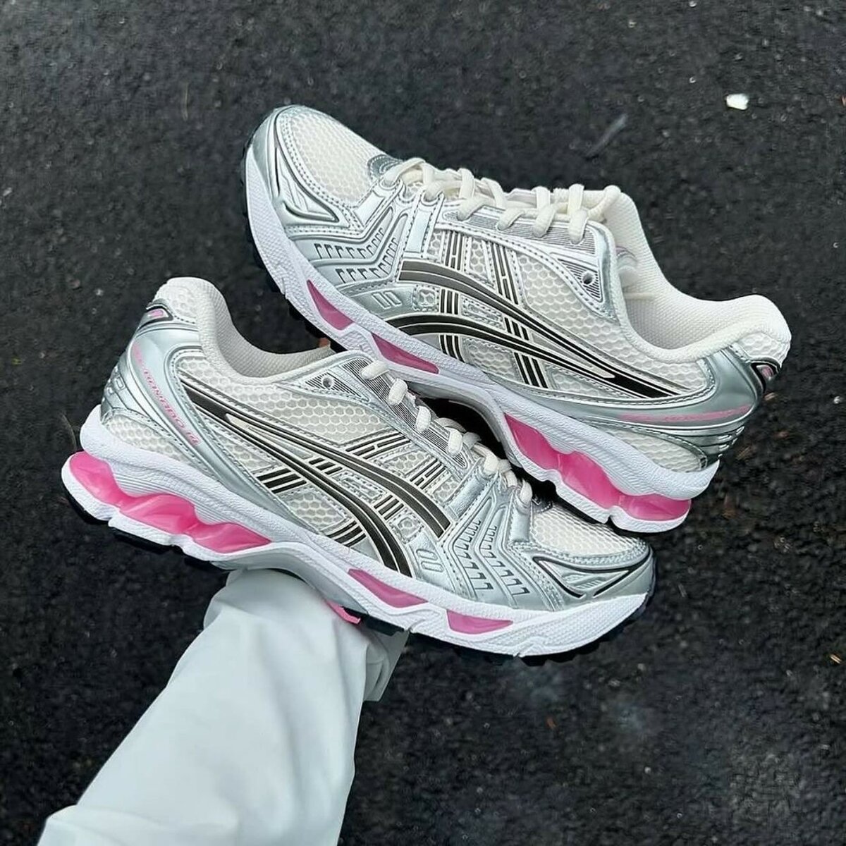 Basket ASICS kayano