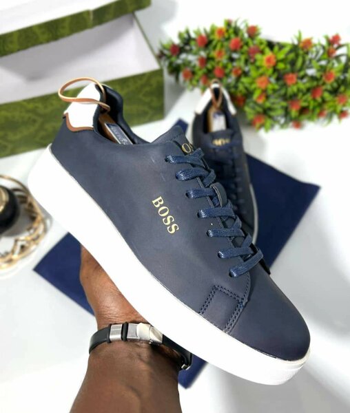 Men's shoes