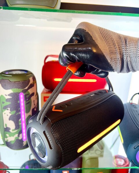 JBL boombox x360