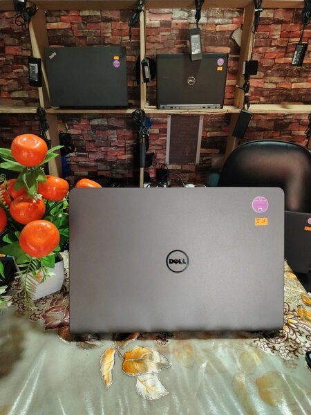 Ordinateur portable Dell 3550