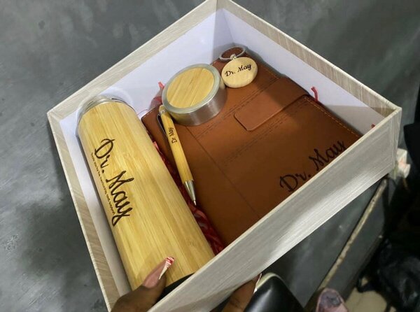 Bamboo flask set