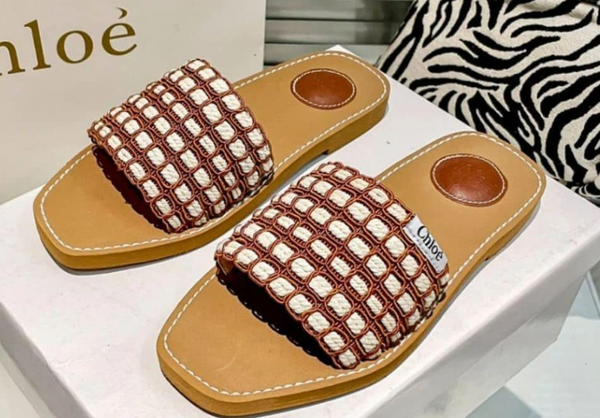 slippers