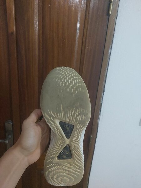 CURRY 9