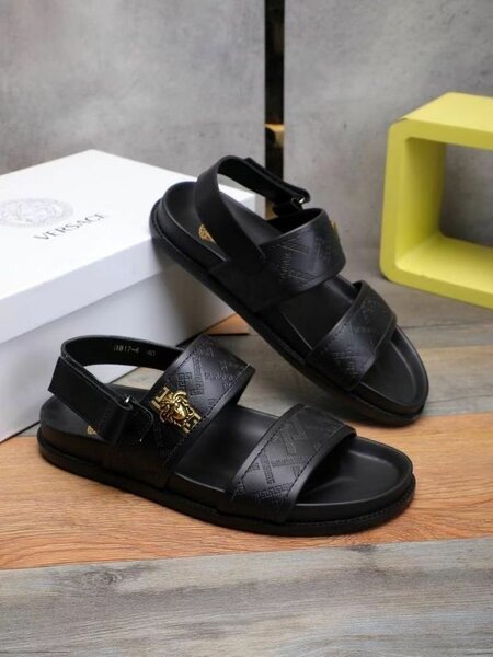 Men flip flops
