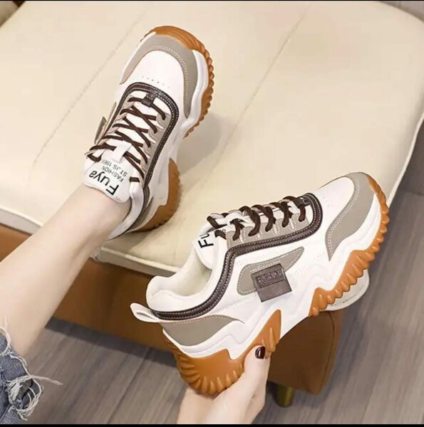 Female sneakers