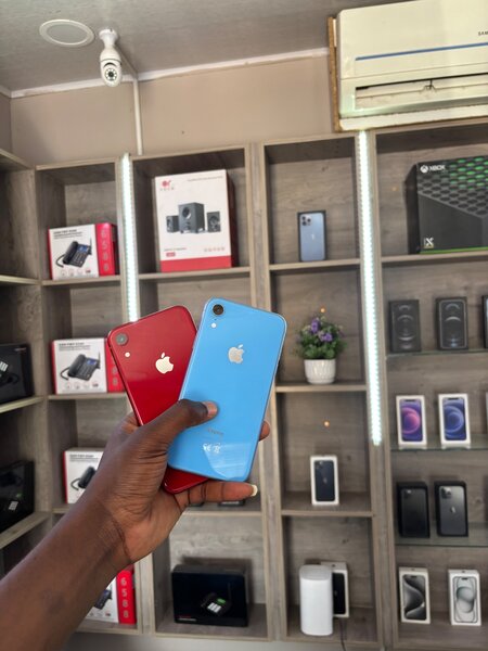 iPhone XR