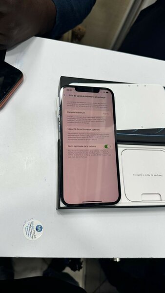 iPhone 12 Pro Max 128g très propre