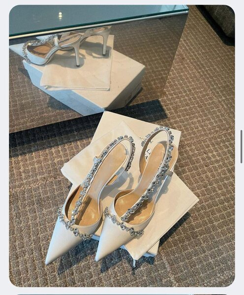 Ladies heel