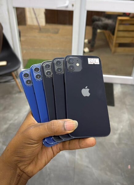 iPhone 12