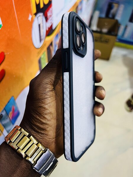 IPHONE 13PRO CASE