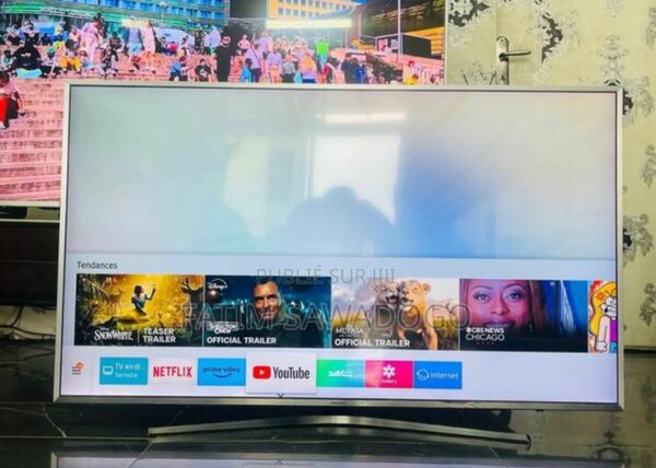 Téléviseur Smart LED 75 pouces