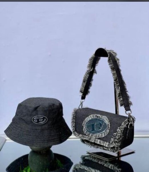 Bag with hat