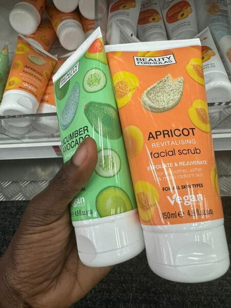 Facial scrub