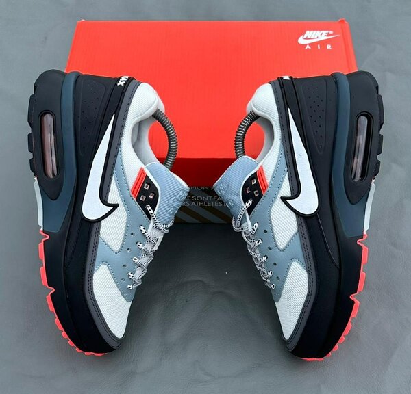 Nike Air Max Noir et Blanc