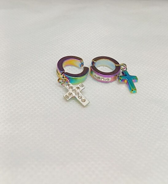 Magnetic earrings