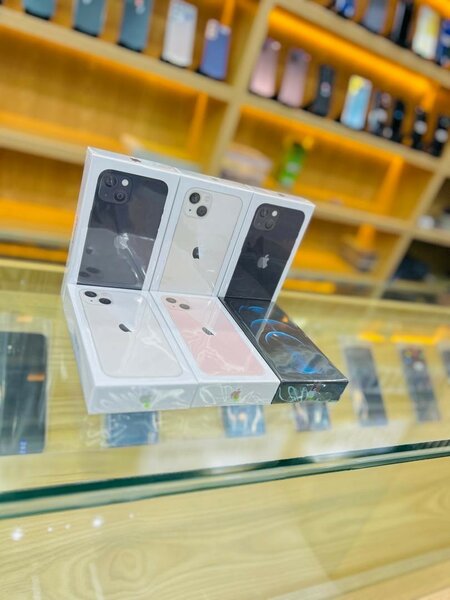 IPHONE 13 & 12P