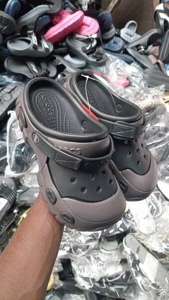 Quality clogs Crocs
