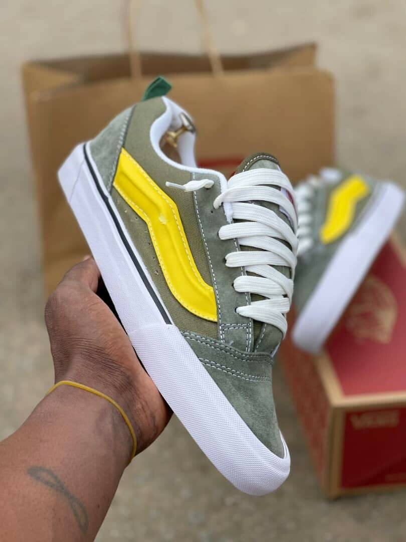 Vans Old Skool Unisex Sneakers