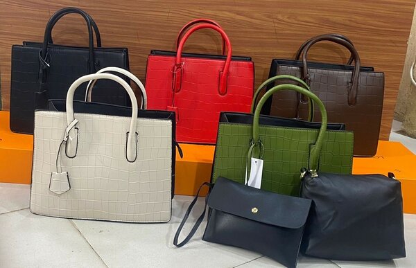 Ladies handbag