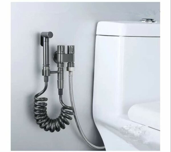 Toilet Shattaf