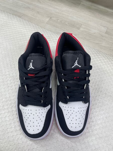 Air Jordon low