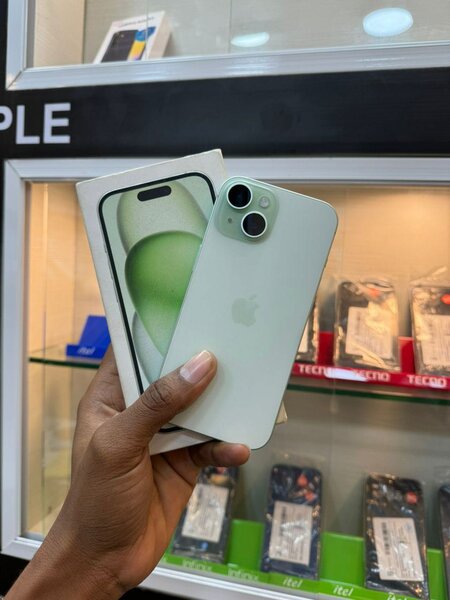 iPhone 15