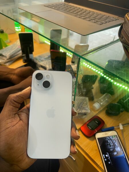 iPhone 15