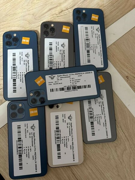 iPhone, Samsung