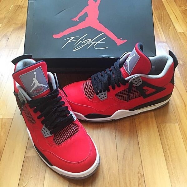 Jordan 4