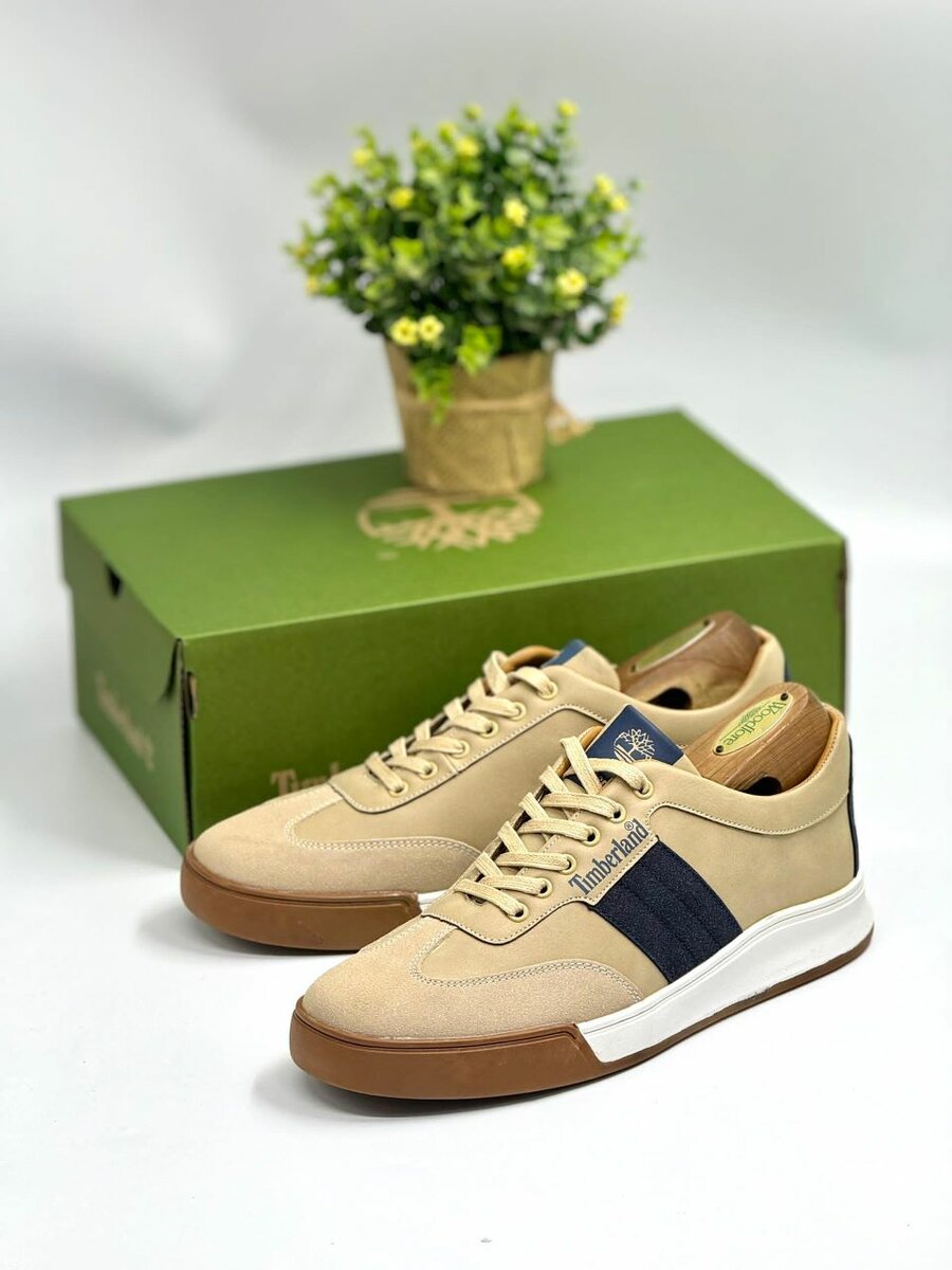Fashion shoes