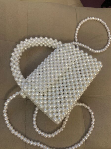 Beaded handheld bag