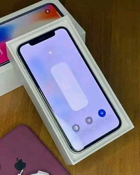 iPhone X avec accessoires