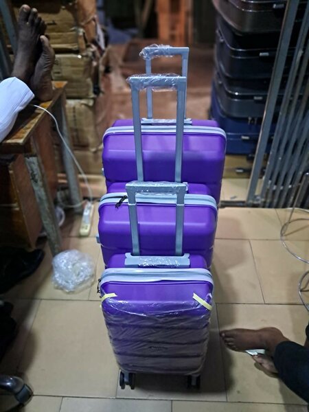 Traveling bag