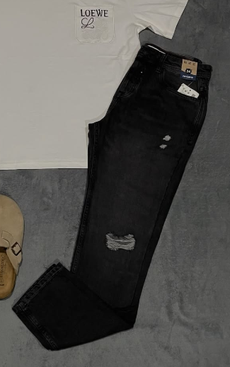 Jeans size 34