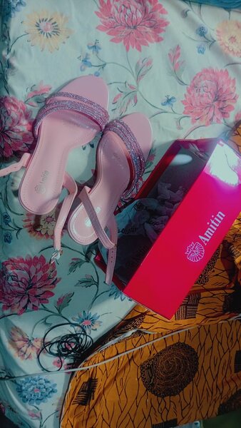 Ladies heel
