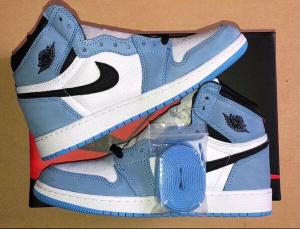 Nike Sneakers