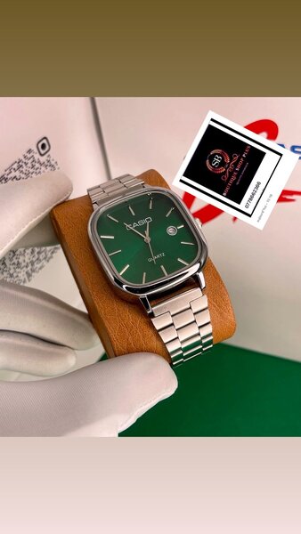 Montre Casio  authentique avec sa boîte