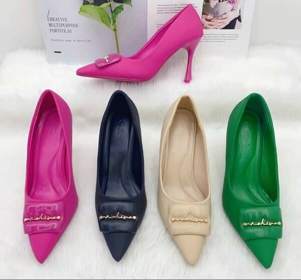 Closed heels