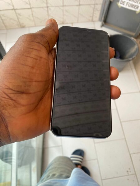 IPHONE X