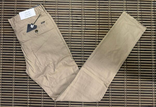 Pantalon beige homme élégant