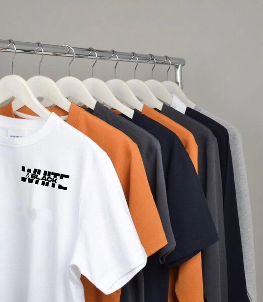 WHITE&BLACK T-SHIRT COLLECTION