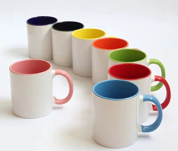 Tasses Colorées en Céramique