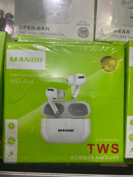 Mango pods