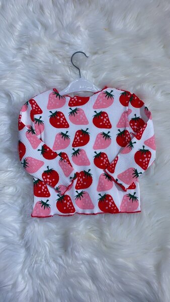 Girl wear