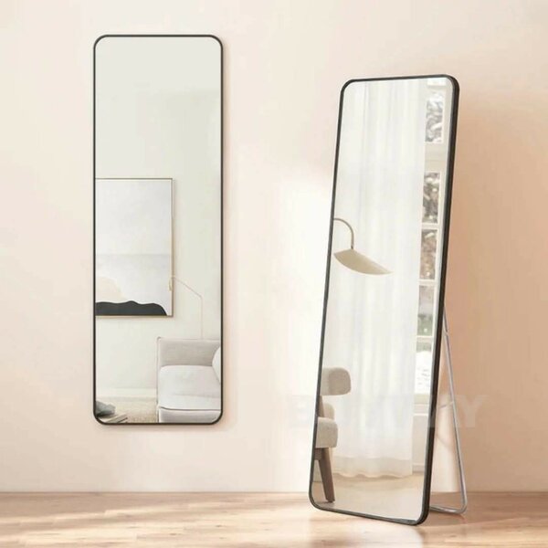 Miroir sur pied moderne