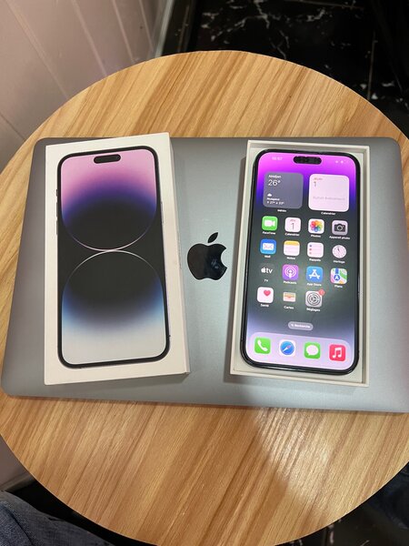 iPhone 14 pro Max 10/10 comme neuf